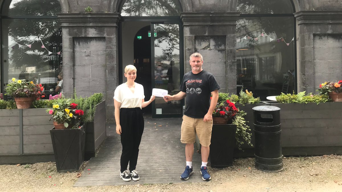 HuntMuseum's tweet photo. Many thanks to the Limerick Narwhals for their generous donation to the Hunt Museum as part of the Island Swim 2020.

#LimerickNarwhals #LimerickSwimming #HuntMuseum #Limerick #LimerickTogether 

⠀ https://t.co/WN1dT0CcSX
