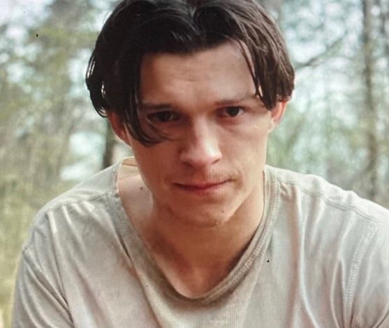 RT @quackzonqueen: tom holland as arvin russell in the devil all the time: a thread https://t.co/9EEyXFFaqY