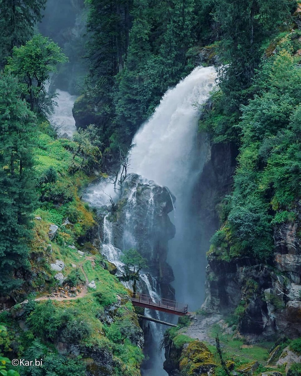 DestinationNear's tweet photo. ๐โฐ๐" W A T E R F A L L "๐โฐ๐
๐ท: @lets_get_nomad
#neardestination #himachal #himachalpradesh #himachaltourism #himachaldiaries #himachalgram #kheergangaparvati #indiatravelplaces #indiatravellife #indiatrek #place #outingplace #visit #tourist #visitorplace #touristplace https://t.co/P0w6bir82G