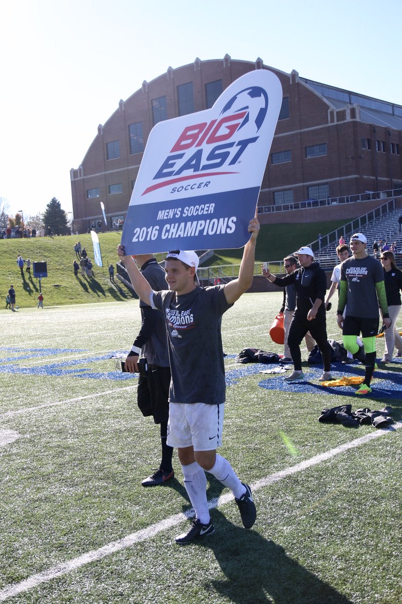 Happy Bulldog Birthday to David Goldsmith. His 41 career goals are fourth in program history. His many accomplishments include being voted the 2016-17 BIG EAST Male Scholar-Athlete of the Year. Have a great one, Goldy! #AlwaysADawg