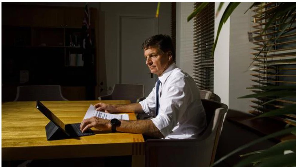 Now  @AngusTaylorMP has been up late working on this roadmap as evidenced in this pic in the Australian articleHere is what the roadmap seems to miss 1) funding2) destination 3) actual emissions reductions in Paris period (2021-2030)Lets go through what it does have...