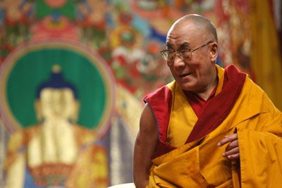 ankitsharm_5's tweet photo. #China claims it has a database of recognized reincarnations of #Tibetan lamas. Ironically, the database does not recognize 14th #Dalailama. So why is #CCP waiting for his death to take control of the institution. Rather, why doesn’t it go ahead &amp; appoint its own 14th right away. https://t.co/gOrtq25sS8