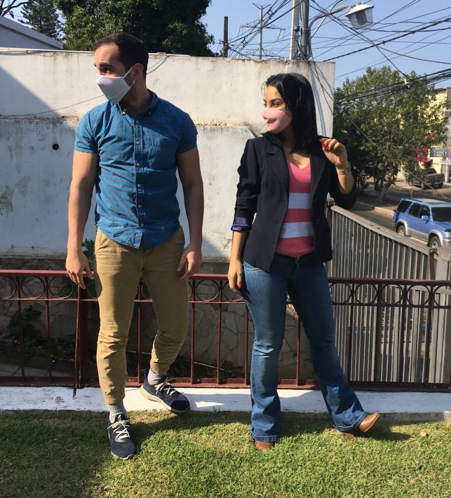 rickyalderete's tweet photo. ¿Alguien que maneja photoshop? Para hacer de esta foto una portada de revista como merece ser recibida la primavera. https://t.co/BDuZvsqbc4