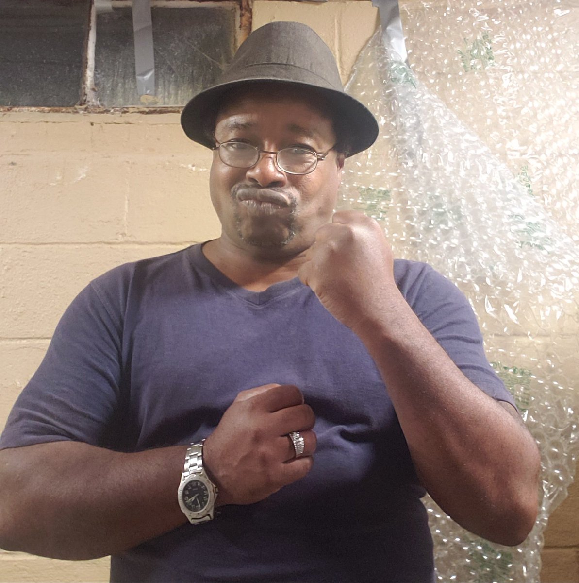 RabbiWhitt's tweet photo. Let's make contributions for crying towels or belts for liberals after we beat @JoeBiden and @KamalaHarris ticket or get ready to give them an ass whooping should they throw a tantrum over #TrumpLandslide2020.
#Trump2020
#MAGA2020
#AmericanMade
#americanjews
#jewofcolor https://t.co/jeIqBffmXw