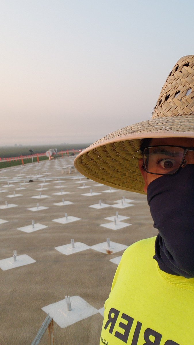 ohmygatos1's tweet image. Lets get this bread!! #nerdsatwork