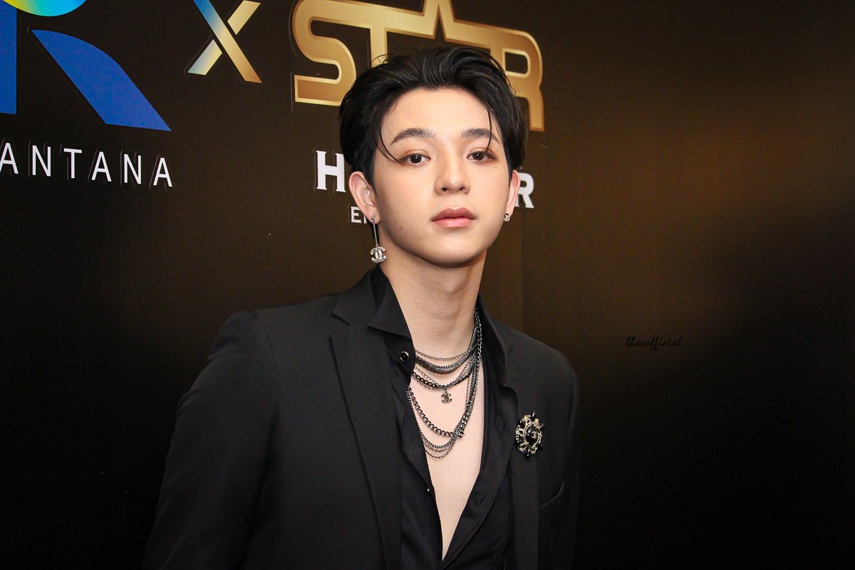 bbas_official's tweet photo. ในลุคพิเดชมากค้าบวันนี้ 

#KANTANAxSTARHUNTERProject2021 
#KGxSTHPresscon
#บาสเด็กอ้วนที่แท้จริง 
#bbasjtr #bbas_official https://t.co/bRjBdj1EMj