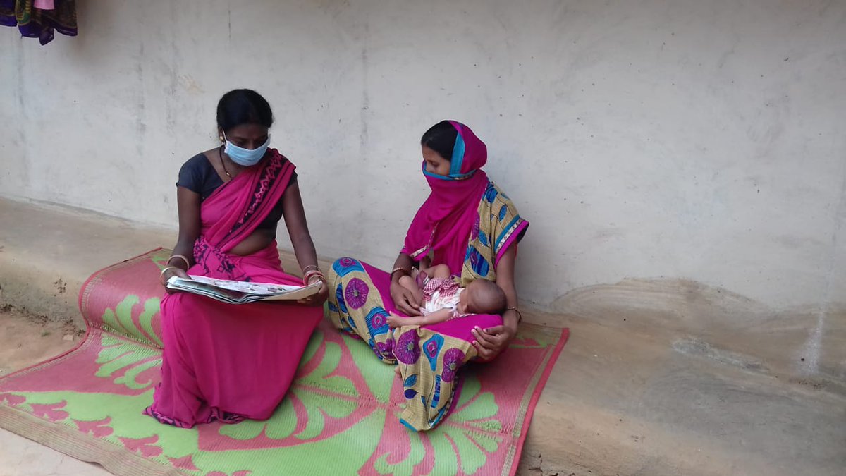 #POSHANMaah2020 सूरजपुर जिला मे आज आँगनबाड़ी कार्यकर्ताओं द्वारा हितग्राहियों के घर गृहभेंट किया गया 
<a href="/SurajpurDist/">Surajpur</a> 
#Chhattisgarh 

#SahiPoshanDeshRoshan 
#Local4Poshan 

<a href="/MinistryWCD/">Ministry of WCD</a> <a href="/POSHAN_Official/">POSHAN Abhiyaan</a> <a href="/RanbirSharmaIAS/">Ranbir Sharma IAS</a> <a href="/akash_chhikara/">Akash Chhikara</a>