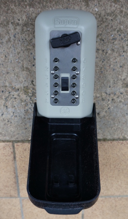 Could family/friends access your property during an emergency? Call 
<a href="/carerepairnn/">Care & Repair Northamptonshire</a>
 01604-782250 to get your police approved key safe fitted! #police #keysafe #staysafe #care #repair #vulnerable