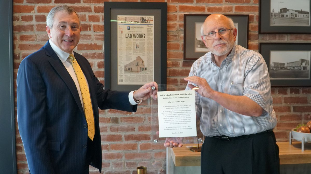 B2SLifeSciences's tweet photo. Special thanks to @FranklinCollege's new President, Kerry Prather, for recognizing our partnership with the college and celebrating the importance of innovation and education. We look forward to continuing this important and fruitful relationship for years to come! #lifesciences https://t.co/Jtug83MEZh