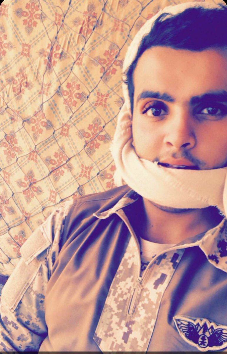 Rt_alali's tweet photo. دعواتكـم للبطـل / عبدالله بـن سعد بـن عايد
المرسال آل علي ، أسد مـن أسـود الله بالـحد
الجنوبي أصيب أصابة بميدان الشرف والعزة
مدافعاً عن دينه ومليكه ووطنه الغالي
دعواتكم له بالشفاء العاجل https://t.co/qfiYIYk425