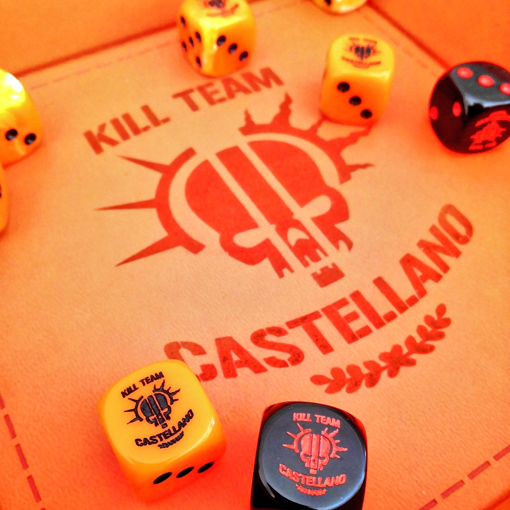 AkaroDice's tweet photo. Dadetes y bandeja tiradados que hemos personalizado para nuestro amigo Iván Laureado y los miembros del grupo de FB Kill Team Castellano
https://t.co/dxDNlnoAyT
#dados #dice #customdice #akarodice #akarostudio #customtrack #bandejatiradados https://t.co/HhYwMOCxNQ