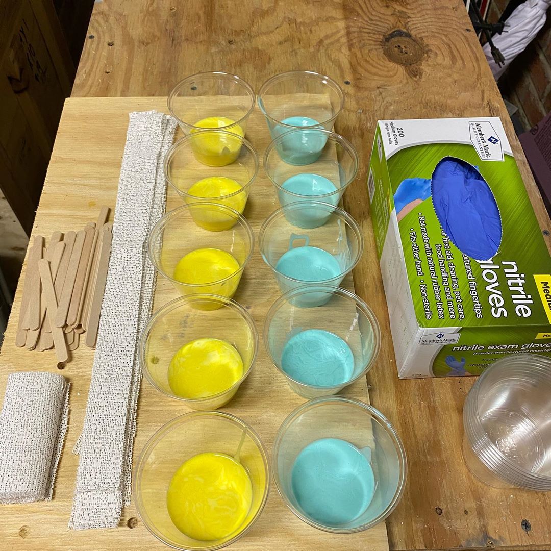 RAMaterials's tweet image. Awesome progression shots from @tgsprops creating a life cast of @boattripcosplay using Body Double™ Silk! #smoothon #lifecasting #lifecast #moldmaking