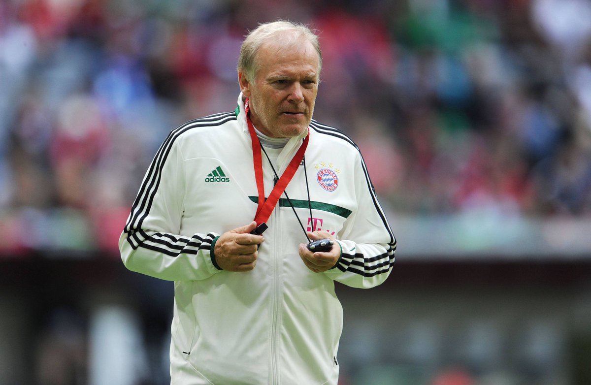 Herman Gerland, also called „the Tiger“. I for my part can’t imagine the coaching team without this man. He’s been at Bayern since 2001! Most people on this app probably weren’t even born yet when he joined the club.