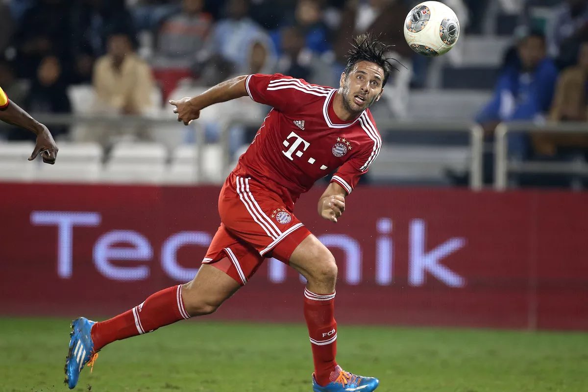 Claudio Pizarro just recently ended his career at Werder Bremen and already is back at Bayern in his new job as club ambassador. His first stay at the club was from 2001/02 until 2007/08 and the second from 2012/13 until 2015/16.