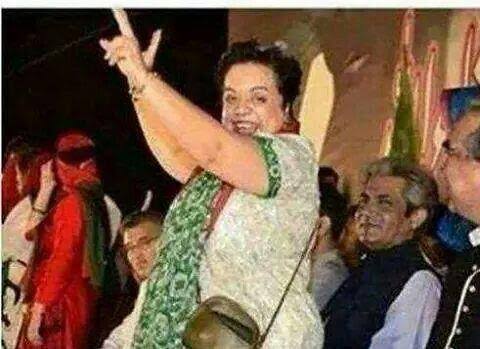 ImAttaUllahPMLN's tweet photo. SOORY
یوتھیو  ہمارا مقابلہ آپ سے نہیں ہے 
تم لوگ خوامخواہ ذلیل ہو رہے تھے ...جاؤ ابو کو بھیجو .. 😂😂 https://t.co/Z1AYyusuKy