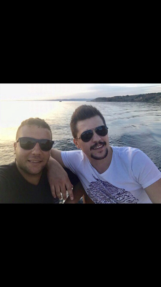 ErenUran's tweet photo. Doğum günün kutlu olsun kardeşim, sen hep bizimlesin, bizim yanımızdasın.
#semihsolak hep o gemidesin döneceksin geriye. #kerçboğazı 😢 https://t.co/AJs4h34zFk