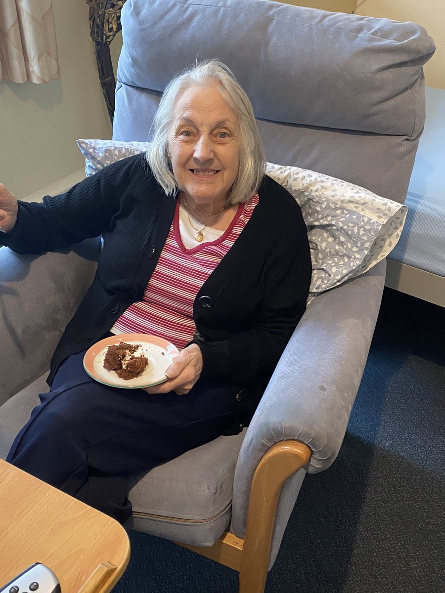 SilkCourtAH's tweet photo. Our coffee afternoon for  #WorldAlzheimersDay lots of smiles and sweet treats @SilkCourtAH @AnchorHanover https://t.co/S4hBETEbic