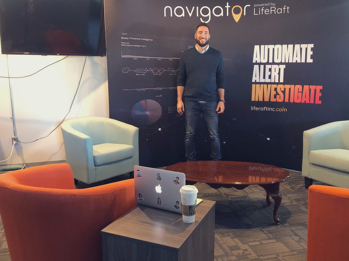 Set up looks a little different for #GSXplus but @richardbagnell looks just as good 😎