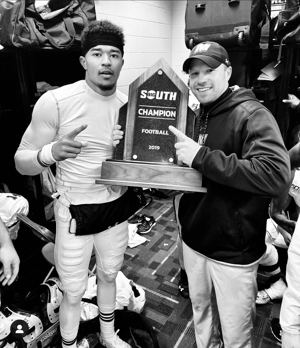 CoachTJD's tweet image. Happy Birthday to ⁦@MUHawksFB⁩ All-Time Leader in Passing Yards, TDs, Completions, and spin moves by a QB! #spincycle ⁦@KBahar11⁩ #hawkem