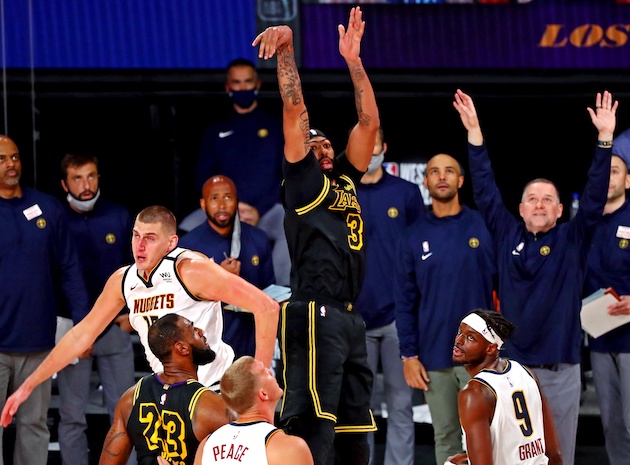 LakersNation's tweet photo. Anthony Davis on yelling "Kobe!"
https://t.co/uV1G1O99YW https://t.co/f6XVULMbZJ