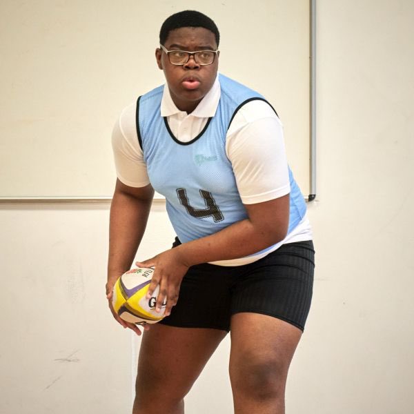 HaringeyLP's tweet photo. Fantastic action from Manu in today’s rugby lesson. He has ambitions to play professionally. 🏉 #CommerceHouse https://t.co/nXWf68eQTG