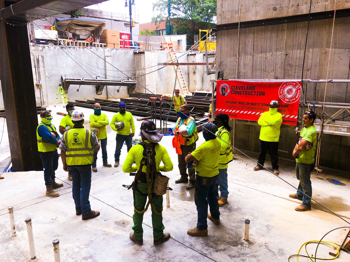 CCI_Contractors's tweet photo. Following up from #SafetyWeek2020, here are some more pictures from the safety stand-down at the Carolina Theatre renovation project with the Foundations for the Carolinas. Thanks for your dedication to #BuildOnSafety! 🚧 🚨 https://t.co/naLpffYTSp