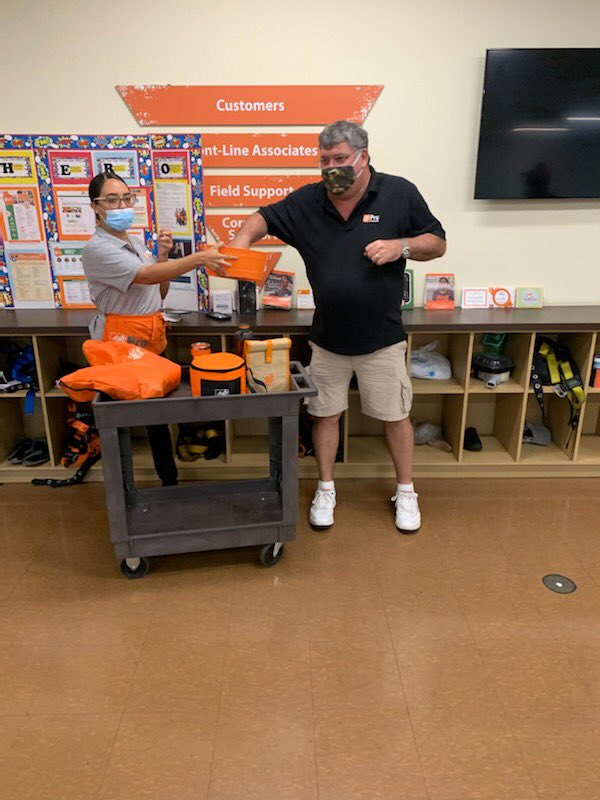 PompanoDC3454's tweet photo. It’s Raffle Monday and we are giving out THD Gear and Grand Prizes! Happy Success Share Home Depot!! https://t.co/quSstzNGQT