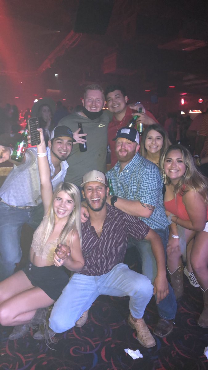 OlivarezIII's tweet image. I need another night like this