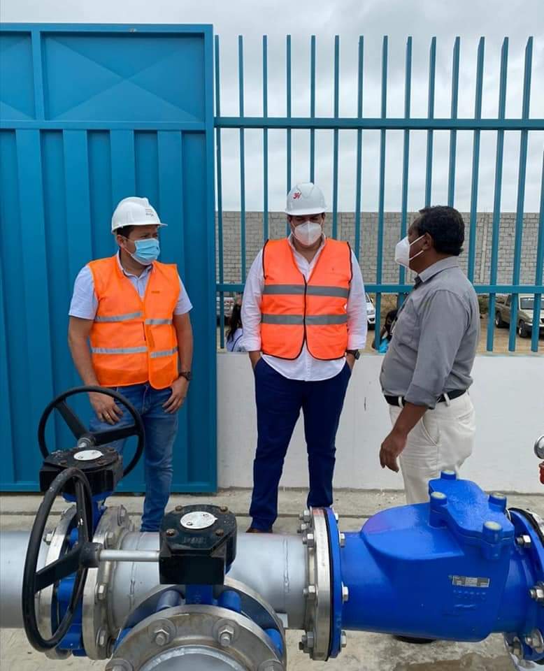 RobCornejo18's tweet photo. Se inauguró  una nueva obra de nuestra  Administración Municipal, el Pozo #17, con 138 metros de profundidad.El agua es tratada en la Planta de la parroquia  El Cambio, y beneficiará  a más de 30 mil personas. Obras que mejoran la calidad de vida @diariocorreoweb @diariopinion https://t.co/p5YnmBUbqF