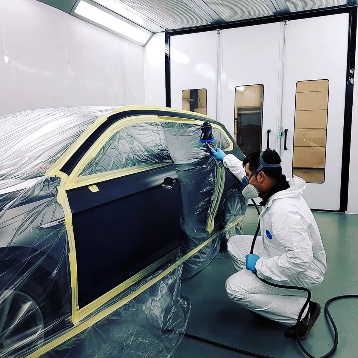 It's the start of a new week, get in touch if your car is need of some TLC, from scuffs to insurance repairs we cover it all! #cardamage #carrepairs #insurancerepair #carpaint #cardent #scuffs #bloodsweatandcakes