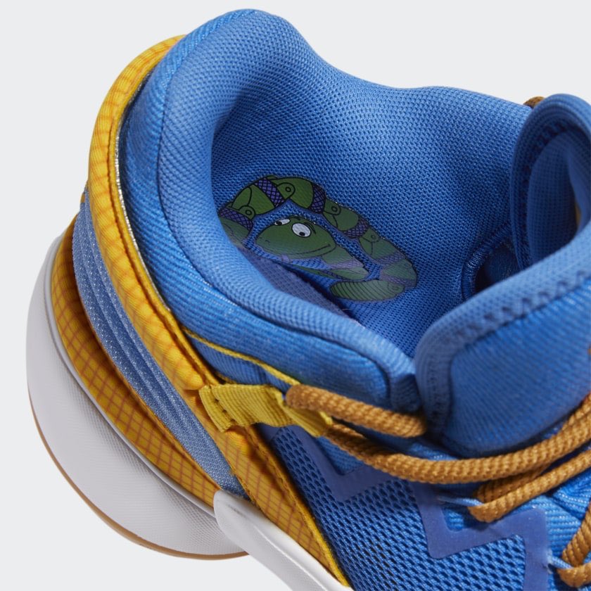 brkicks's tweet photo. .@spidadmitchell x Toy Story collaboration with Adidas? Right now these are available in youth sizes 🕷 https://t.co/UZ26XDSFbt