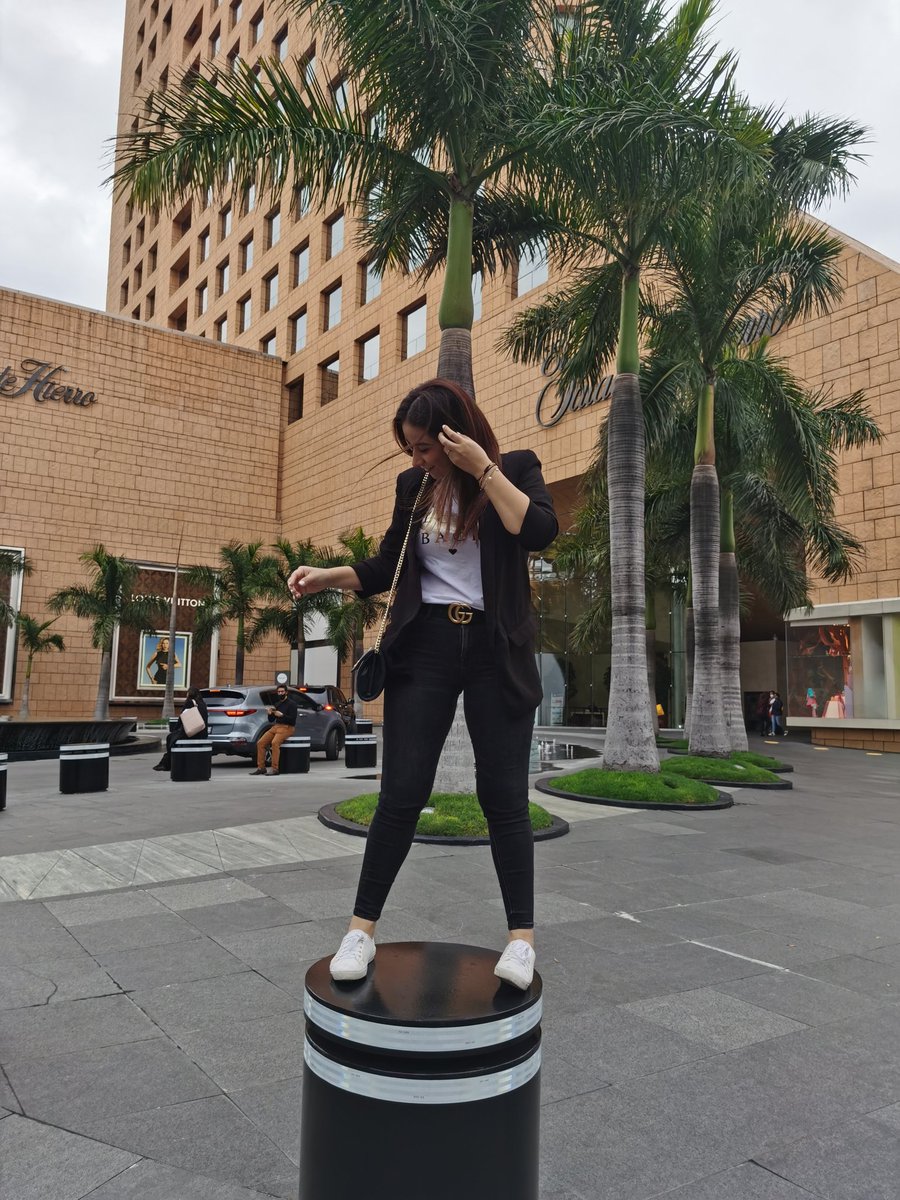 𝖬მᣴ└Ҽი tweet media