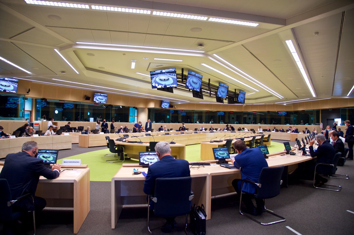 EUCouncil's tweet photo. Today EU agriculture ministers advanced negotiations on the reform of the #CAP post-2020. They also discussed trade issues for the agricultural sector.

Main results ➡️ https://t.co/vDGQrbjjXe https://t.co/xksQ1UY6wh