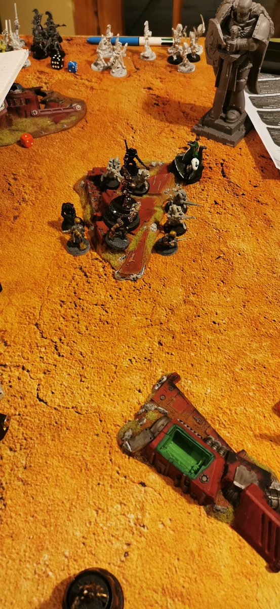 Clobtastic's tweet photo. With the Avatar clearing out the left flank, the cultists charge the black guardians but are wiped out. On the right flank the lone Fallen Rhino charges Eldrad &amp; explodes, taking him out. With that the chaos force is wiped out! Victory to Ulthwe! https://t.co/6P1fluylv6