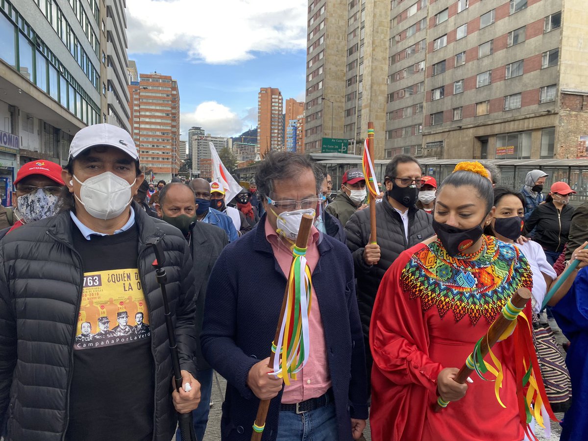 Gustavo Bolívar on Twitter: "Aquí con @petrogustavo @marthaperaltae en la  marcha de hoy resistiendo en la calles a la masacre, al asesinato de  líderes al hambre que están padeciendo millones de compatriotas,