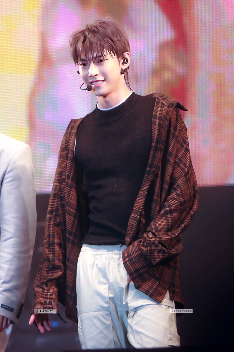 kdysource's tweet photo. this! doyoung https://t.co/aCIVCh7hOJ