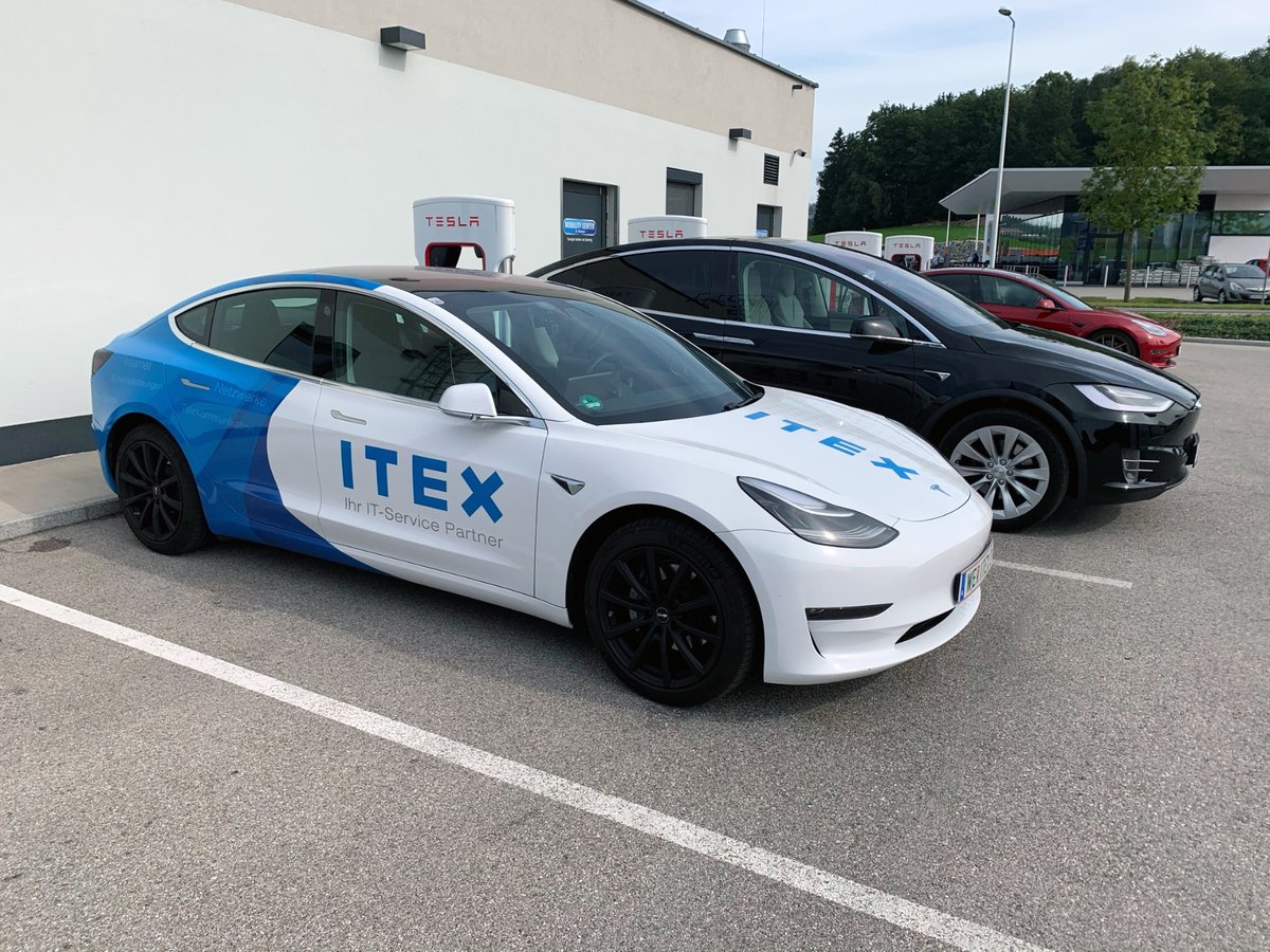 Met up with  @Spartacus_5 at the Tesla Supercharger in St. Georgen (Upper Austria). GoPro mounted directly under the windshield this time. https://twitter.com/raffaeru/status/1307246516071956480