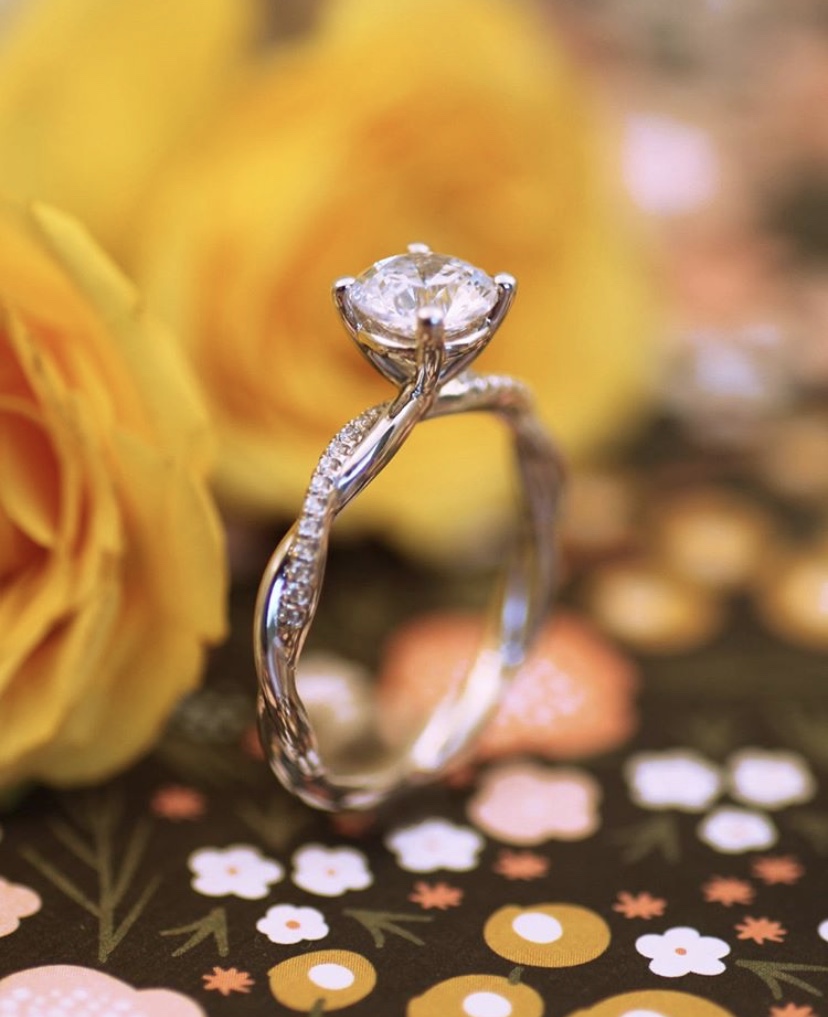 sunsethillwc1's tweet photo. Update her fall wardrobe. #fallproposal #ido #bridetobe #engaged #diamondtwist #wcshopsmall @downtownwcpa https://t.co/ea43BtEL1z