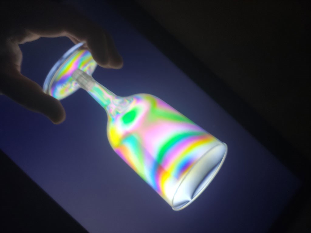 OPNmagazine's tweet image. Image of the Week: Photoelasticity in a plastic wine glass

Picture taken using a smartphone, a linear polarizer, a plastic wine glass, and a laptop LCD screen. 

Read more here: ow.ly/JRFG50yThjQ

#Photoelasticity #glass #smartphone #linear #polarizer #plastic #LCD