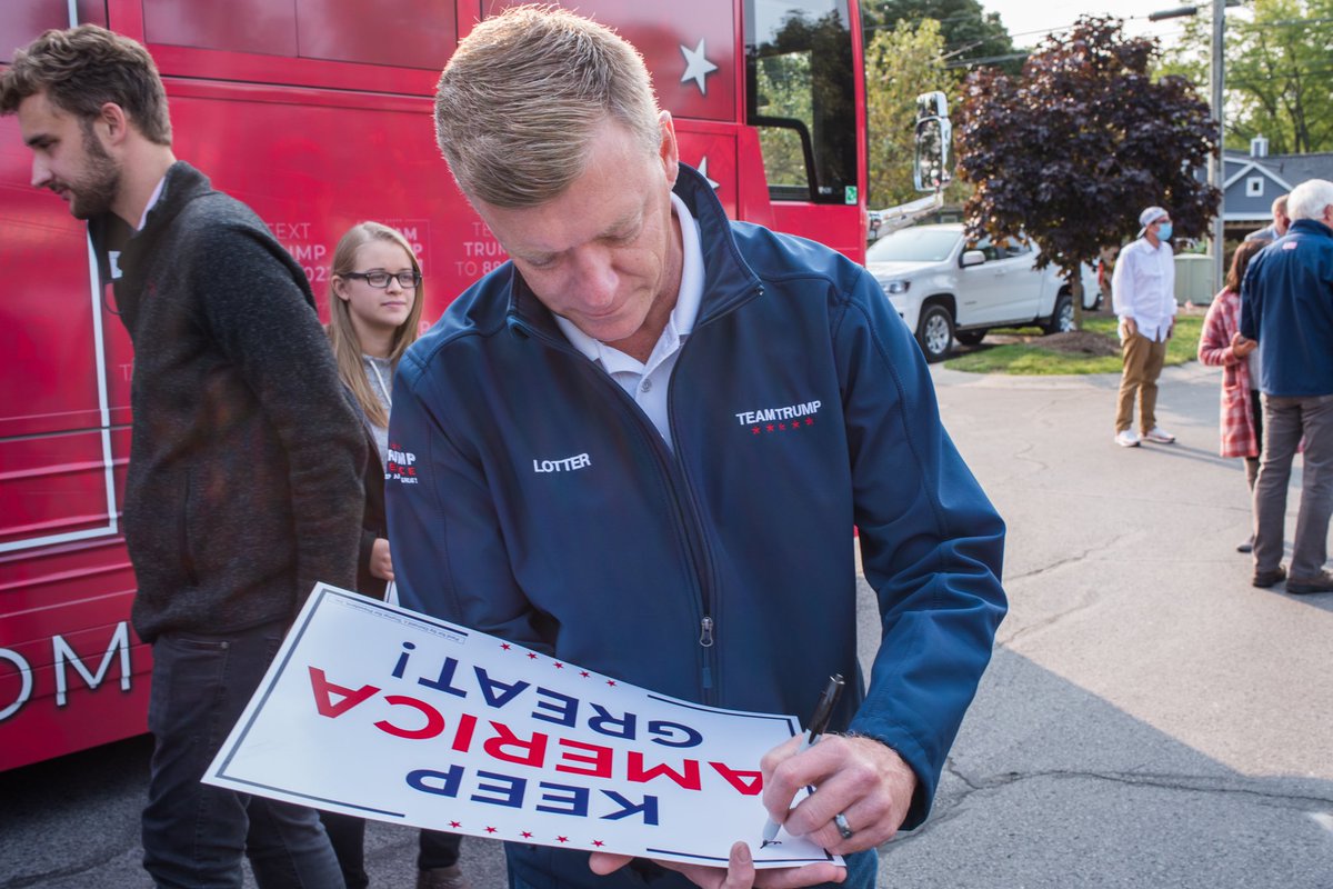 marc_lotter's tweet image. Day two of @TeamTrumpOnTour in Michigan. Great start to the day in Traverse City. Next stop Muskegon! Michigan is working hard to re-elect @realDonaldTrump! #MakeAmericaGreatAgain 🇺🇸