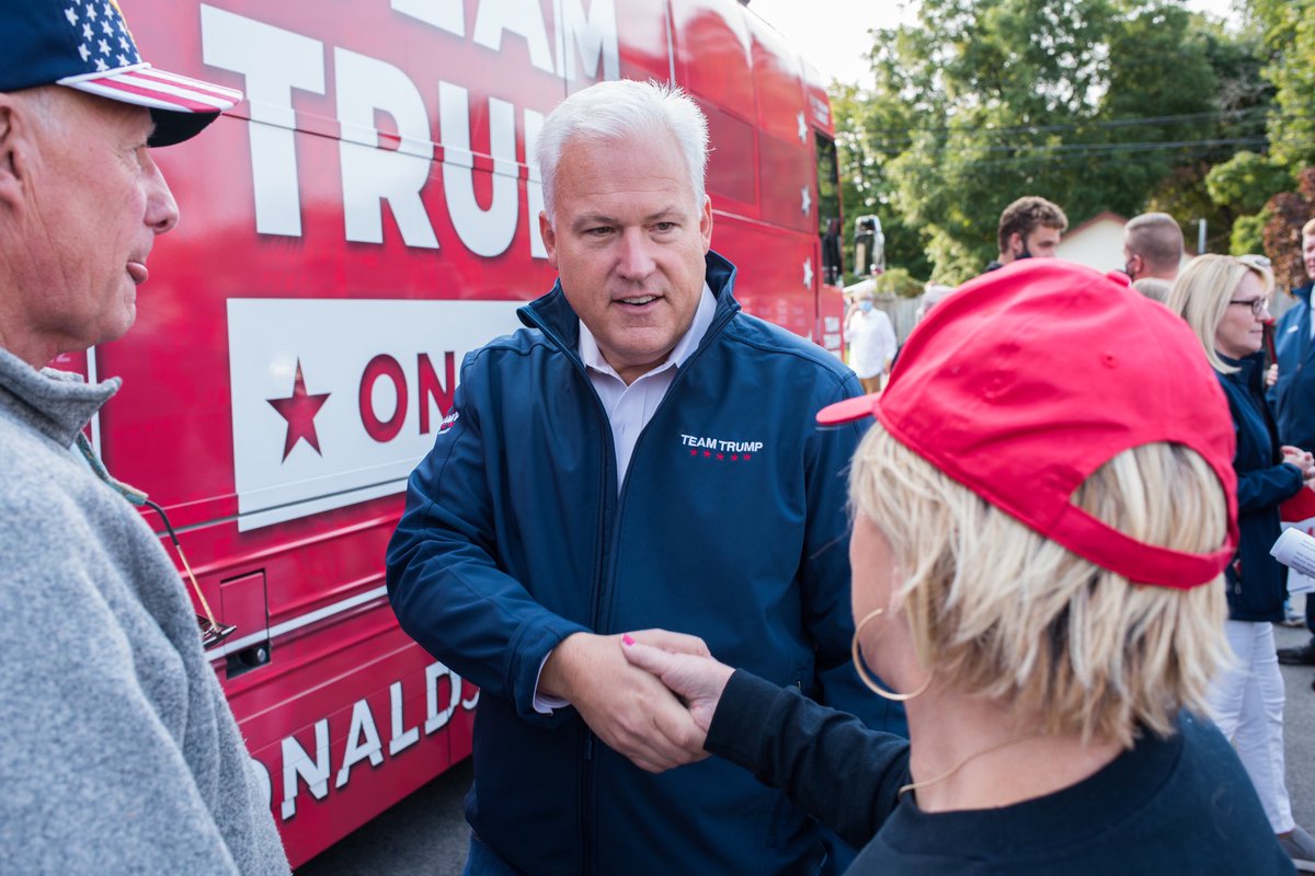 marc_lotter's tweet image. Day two of @TeamTrumpOnTour in Michigan. Great start to the day in Traverse City. Next stop Muskegon! Michigan is working hard to re-elect @realDonaldTrump! #MakeAmericaGreatAgain 🇺🇸