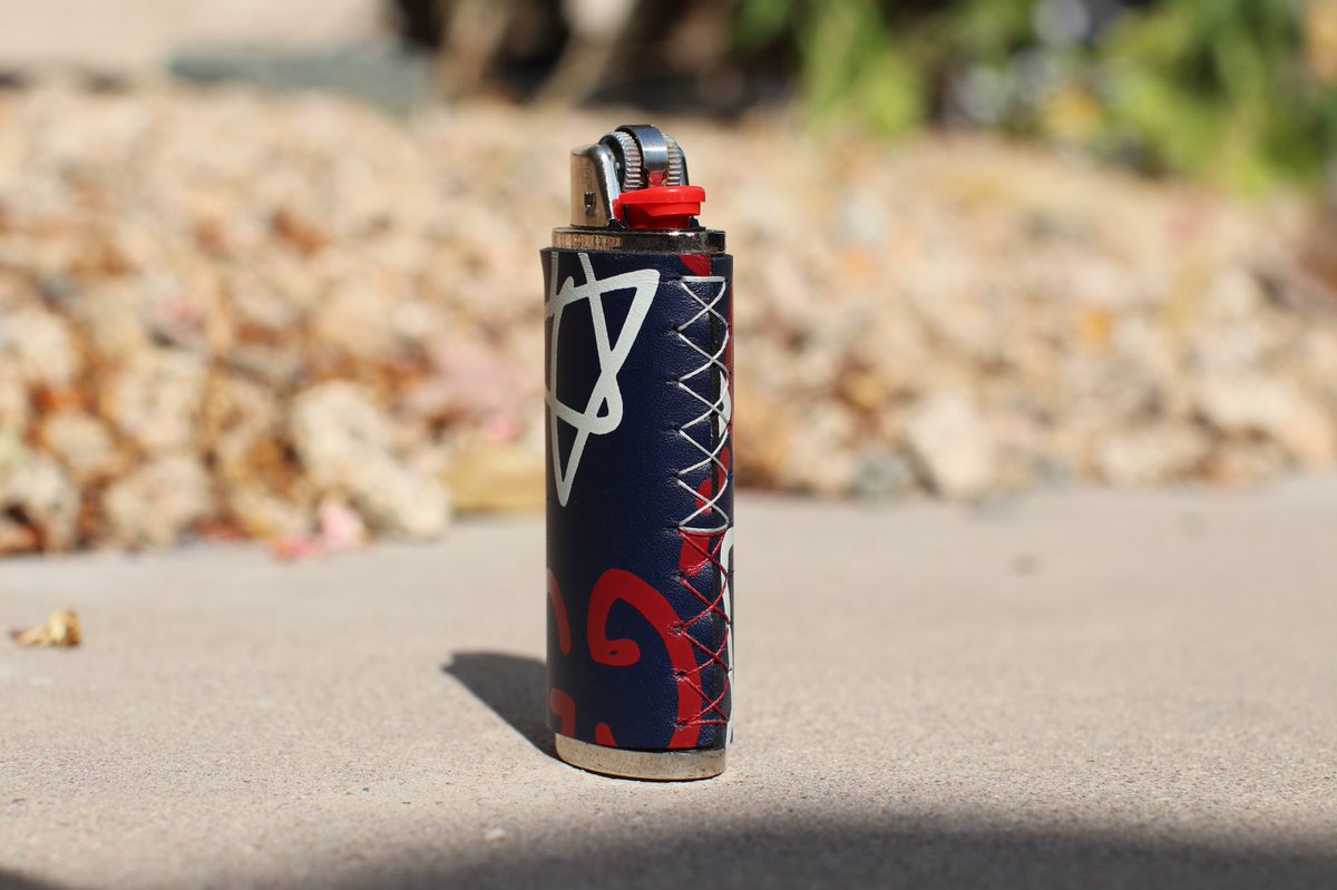 _abcstudios's tweet photo. I feel like giving something away🤷🏻♂️....
How about this Gucci Ghost Custom Lighter Case?👀
All you have to do to enter is RETWEET & LIKE this tweet and reply to it tagging 3 friends as well!
Giveaway ends at 250 entries! Good luck everybody 🍀 🔤
#allboutcustoms #allboutcash https://t.co/brmoLalDAs