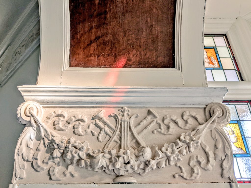 CatMariaJuana's tweet photo. Oh! What a lovely time I had with the Photography Group! In the Arthur Dyball Reading Room, pipping through the window. We are so lucky to work and study in such a beautiful place!  @BedstoneCollege https://t.co/E4z23gFykM