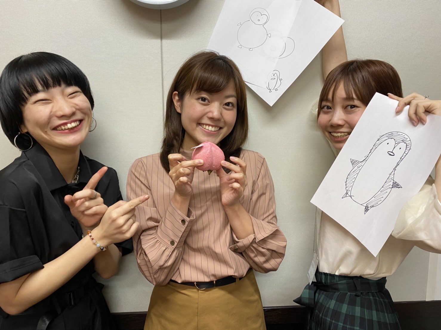 田村友里 メイちゃん世紀末ちゃんが誕プレくれた 全女子の憧れlushの入浴剤 嬉しすぎる そして新コーナー 伝われ 絵描き歌 始まりました 田村オリジナルの絵描き歌を最強の漫画家世紀末ちゃんに描いてもらえるなんて こんな贅沢なことある