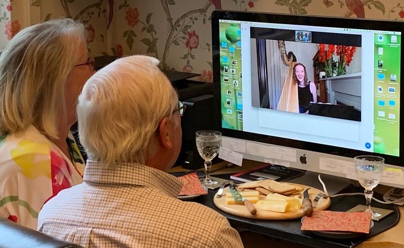 LiveMusicNowUK's tweet photo. @livemusicnowcym launches a range of remote and in-person dementia-friendly activities for older people on #WorldAlzheimersDay
https://t.co/L4gtbgNMg9
#BBCMusicMemories #MusicisMedicine #LMNOnline #LMNatHome https://t.co/A9Fzou1mk2