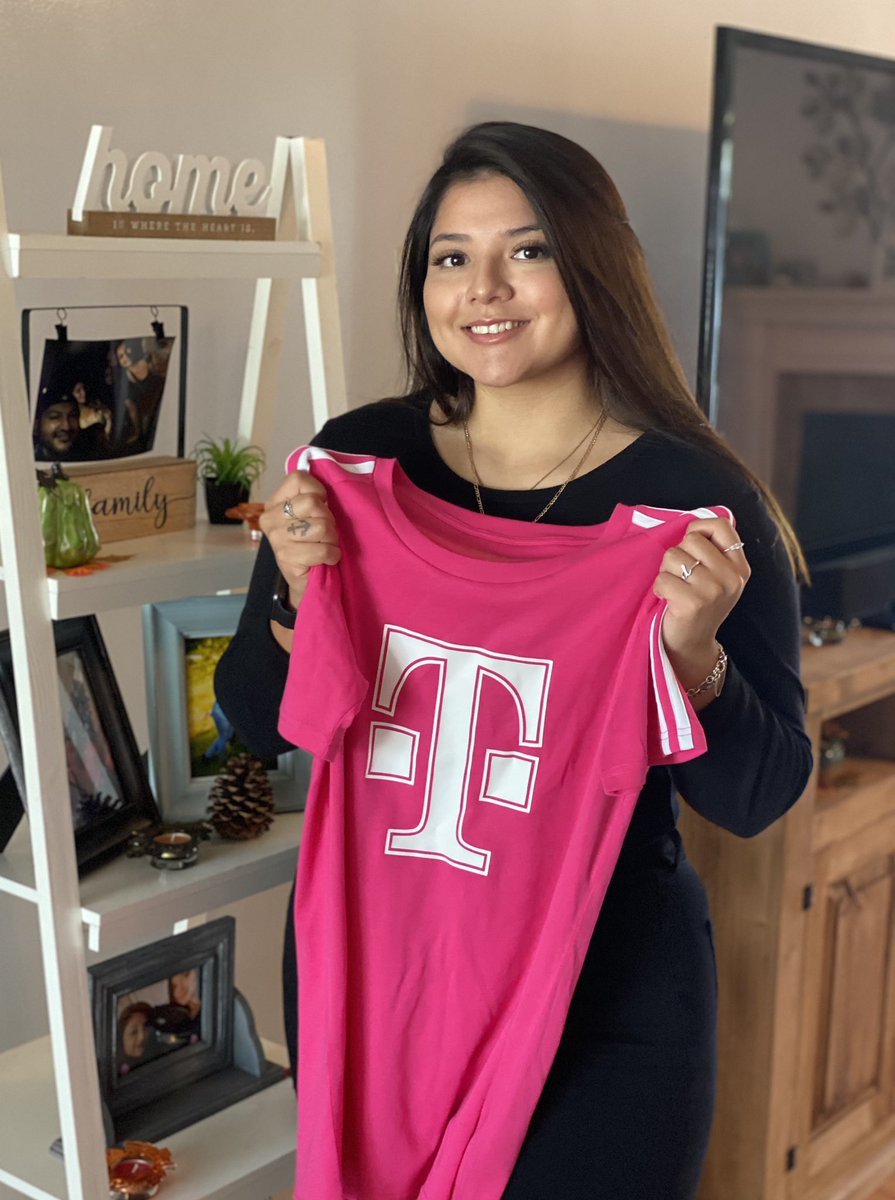 Wishing my daughter the best on her first day @TMobile. Welcome to the #TmobileFamily @chavezmar1ana #MagentaFamily