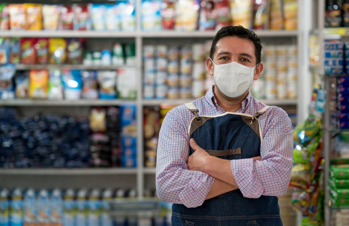 CAAA365's tweet photo. While we honor & give thanks to Hispanic labor leaders during Hispanic Heritage Month, recent data on workplace deaths & the impact of the COVID-19 pandemic shows we still have a ways to go. More in this week's #WorkCompBriefing: https://t.co/nya18EYDzL #ProtectInjuredWorkers https://t.co/Ld0bgjrzZC