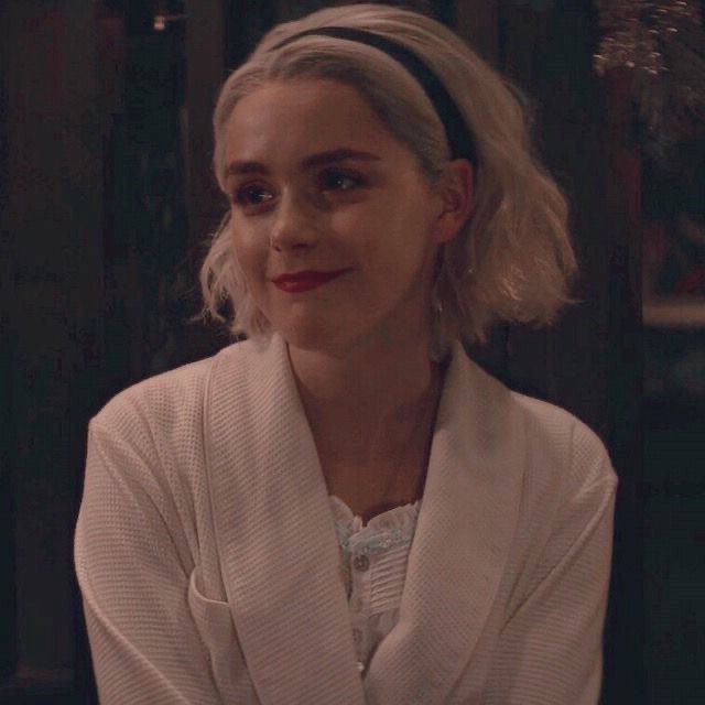 Wilson_Ellyna's tweet photo. ☽ 

                   Eᥣᥣყᥒᥲ Wιᥣsoᥒ

                              ❁

              ”𝖨𝖿 𝗐𝖾 𝖺𝗋𝖾 𝗍𝗈 𝖽𝗂𝖾 𝗈𝗇𝖾 𝖽𝖺𝗒,
         𝗐𝗈𝗎𝗅𝖽𝗇'𝗍 𝗂𝗍 𝖻𝖾 𝖻𝖾𝗍𝗍𝖾𝗋 𝗍𝗈 𝗁𝖺𝗏𝖾 𝗇𝗈
                          𝗋𝖾𝗀𝗋𝖾𝗍𝗌?”

✧ https://t.co/XRBRSqnxmL
