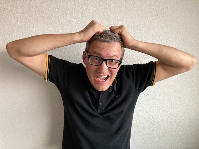 Das hier ist Nico. Fanzine-Macher, Vater, Antifaschist.
Er braucht dringend unsere Unterstützung, weil eine scheiss Grauzonen-Band ihn verklagt hat.
Jeder Euro zählt. Danke für Euren Support!
Darum gehts:

--> gofundme.com/f/antifaschist…