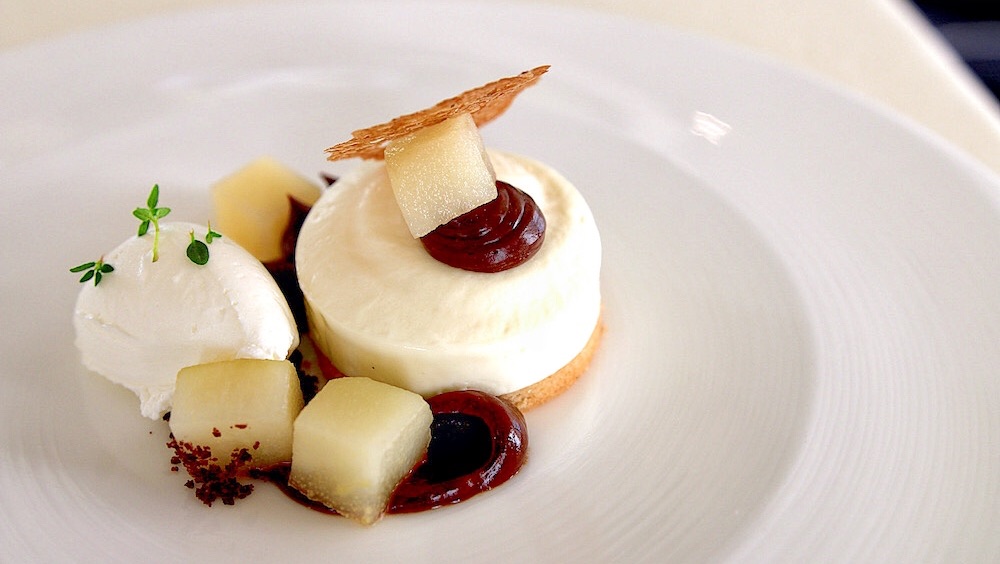 The sweetness on our Everest At Home menu, New Wave Alsace Cheesecake, Thyme Bartlett Pears, Chocolate Crémeux.  Place your order for pick-up or delivery here:  bit.ly/35Dx8XT